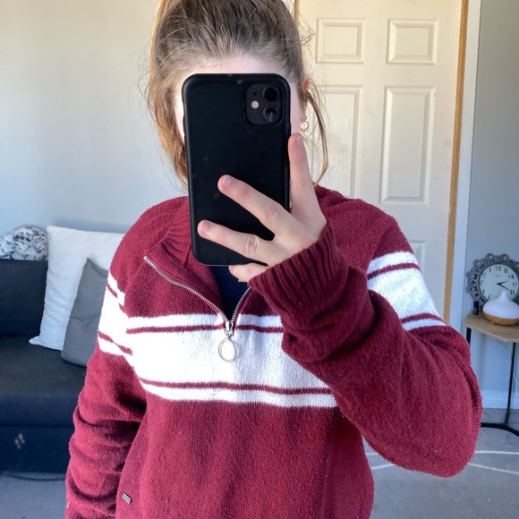 Hollister Red and White Zip-Ip Sweater - Picture 6 of 12